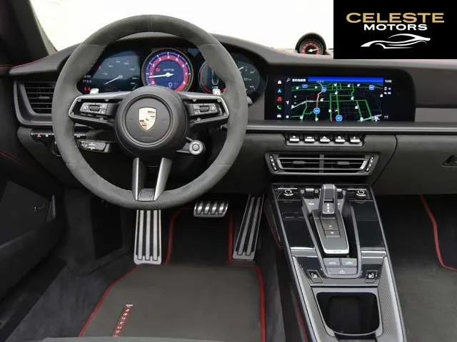 PORSCHE 911 Cabriolet 2024 — photo 8 sur 8