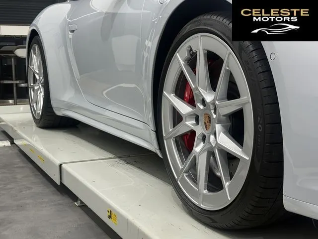 PORSCHE 911 Cabriolet 2026 — photo 4 sur 8