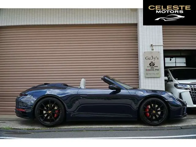 PORSCHE 911 Cabriolet 2021 — photo 6 sur 8