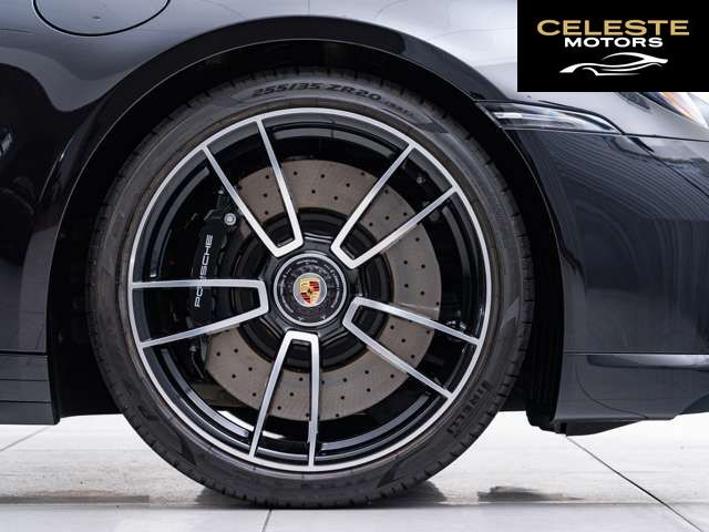 PORSCHE 911 Cabriolet 2023 — photo 6 sur 8