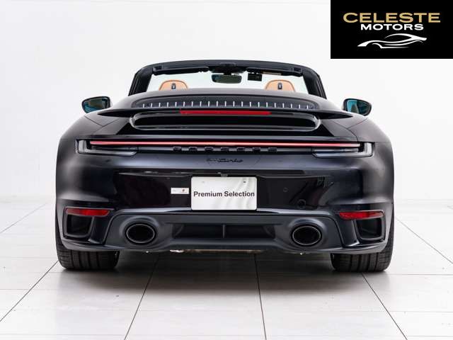 PORSCHE 911 Cabriolet 2023 — photo 7 sur 8