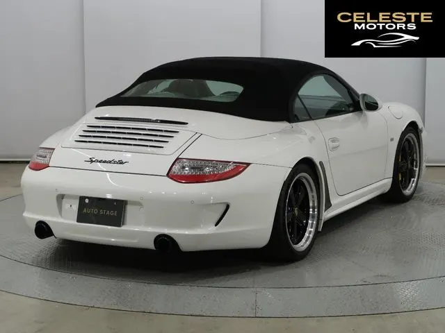 PORSCHE 911 Cabriolet 2011 — photo 4 sur 8