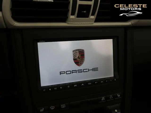 PORSCHE 911 Cabriolet 2011 — photo 6 sur 8