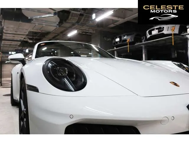 PORSCHE 911 Cabriolet 2025 — photo 2 sur 8