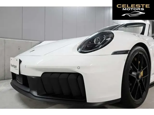 PORSCHE 911 Cabriolet 2025 — photo 3 sur 8