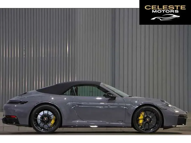 PORSCHE 911 Cabriolet 2025 — photo 4 sur 8