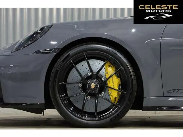 PORSCHE 911 Cabriolet 2025 — photo 7 sur 8