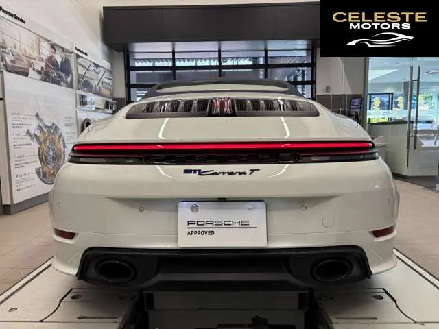 PORSCHE 911 Cabriolet 2025 — photo 4 sur 8