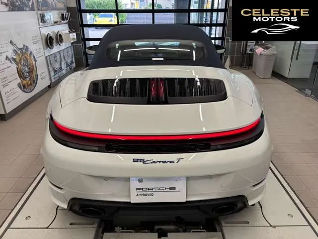 PORSCHE 911 Cabriolet 2025 — photo 5 sur 8