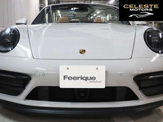 PORSCHE 911 Cabriolet 2024 — photo 2 sur 8