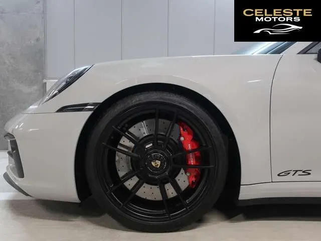 PORSCHE 911 Cabriolet 2024 — photo 5 sur 8