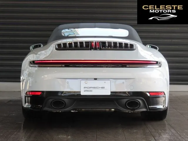 PORSCHE 911 Cabriolet 2025 — photo 4 sur 8