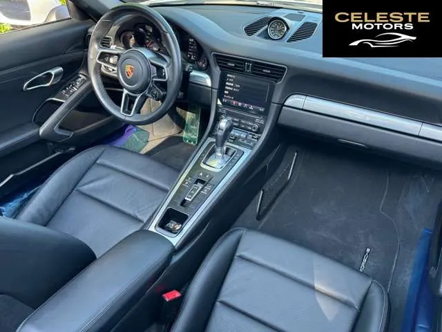 PORSCHE 911 Cabriolet 2017 — photo 8 sur 8
