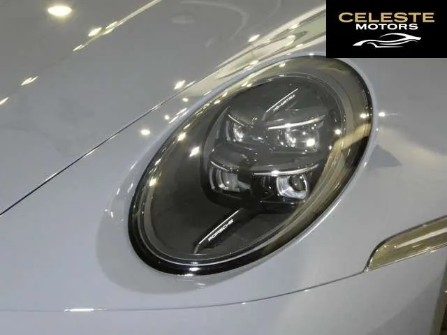PORSCHE 911 Cabriolet 2025 — photo 8 sur 8