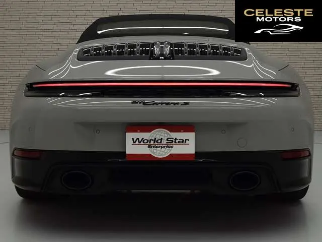 PORSCHE 911 Cabriolet 2025 — photo 4 sur 8