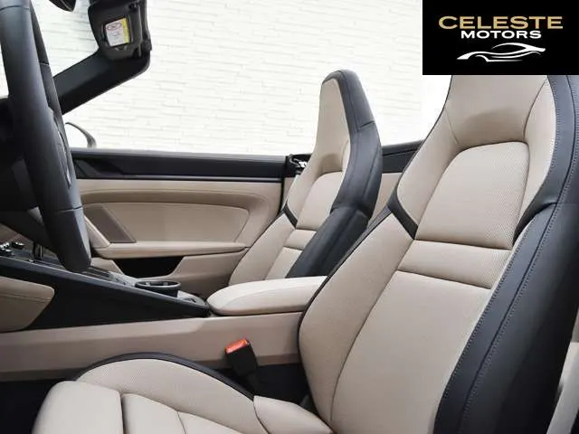 PORSCHE 911 Cabriolet 2025 — photo 5 sur 8