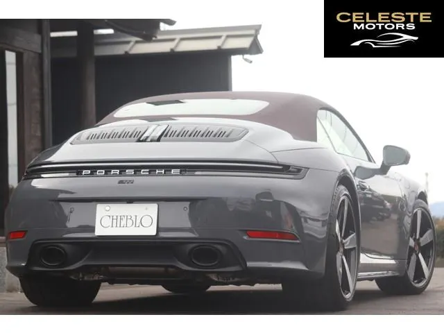 PORSCHE 911 Cabriolet 2025 — photo 5 sur 8