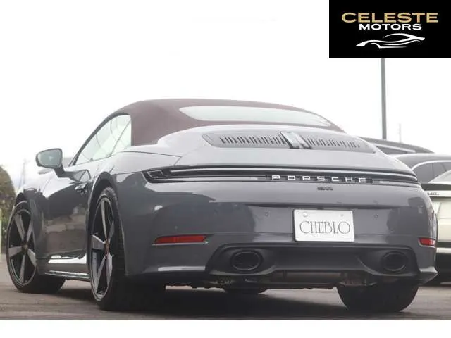 PORSCHE 911 Cabriolet 2025 — photo 6 sur 8