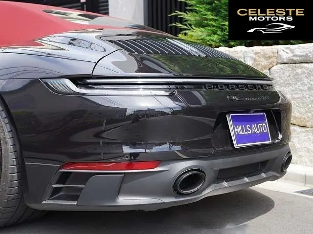 PORSCHE 911 Cabriolet 2023 — photo 7 sur 8