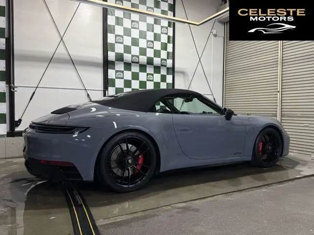 PORSCHE 911 Cabriolet 2023 — photo 4 sur 8
