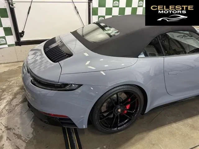 PORSCHE 911 Cabriolet 2023 — photo 5 sur 8