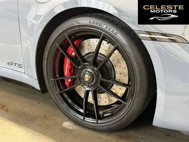 PORSCHE 911 Cabriolet 2023 — photo 6 sur 8