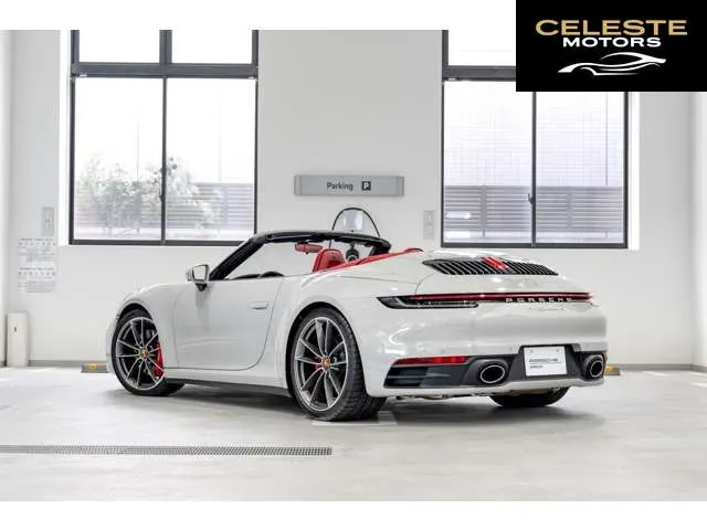 PORSCHE 911 Cabriolet 2020 — photo 2 sur 8