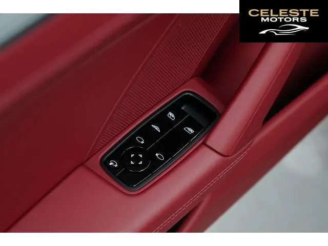 PORSCHE 911 Cabriolet 2021 — photo 7 sur 8