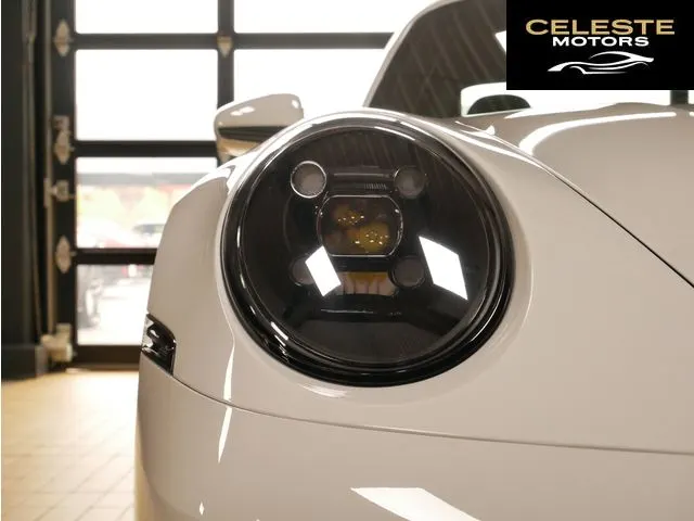PORSCHE 911 Cabriolet 2024 — photo 4 sur 8