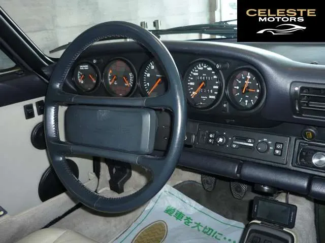 PORSCHE 911 Cabriolet 1990 — photo 7 sur 8