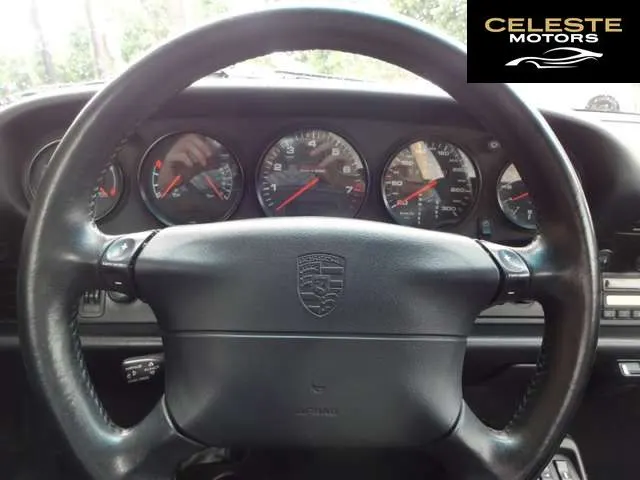 PORSCHE 911 Cabriolet 1996 — photo 3 sur 6