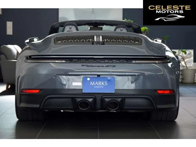 PORSCHE 911 Cabriolet 2025 — photo 6 sur 8