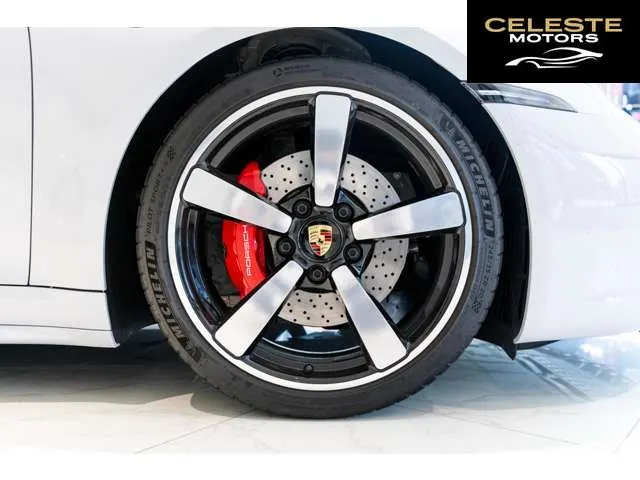 PORSCHE 911 Cabriolet 2023 — photo 7 sur 8