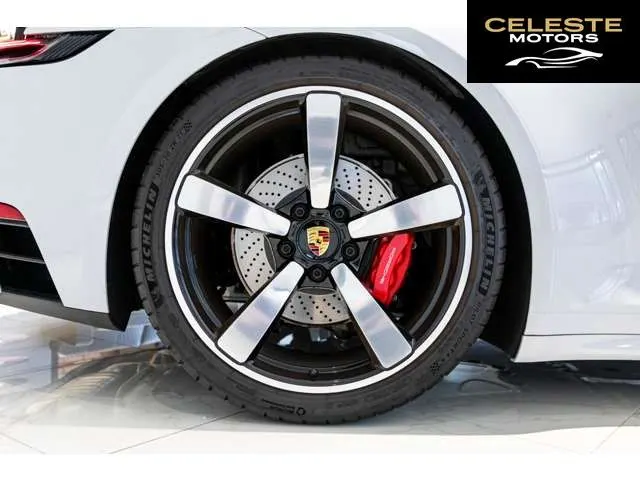 PORSCHE 911 Cabriolet 2023 — photo 8 sur 8