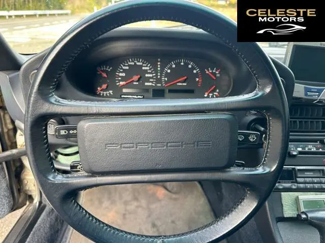 PORSCHE 928 1990 — photo 7 sur 8