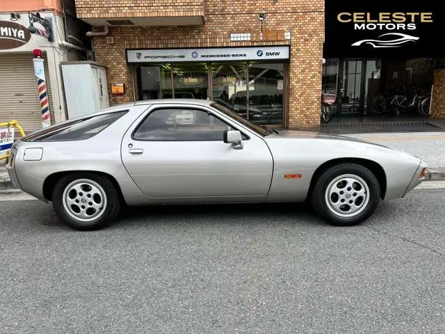 PORSCHE 928 1981 — photo 4 sur 8