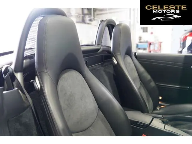 PORSCHE Boxster 2011 — photo 5 sur 8