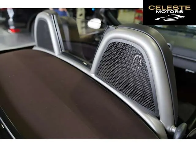 PORSCHE Boxster 2011 — photo 6 sur 8