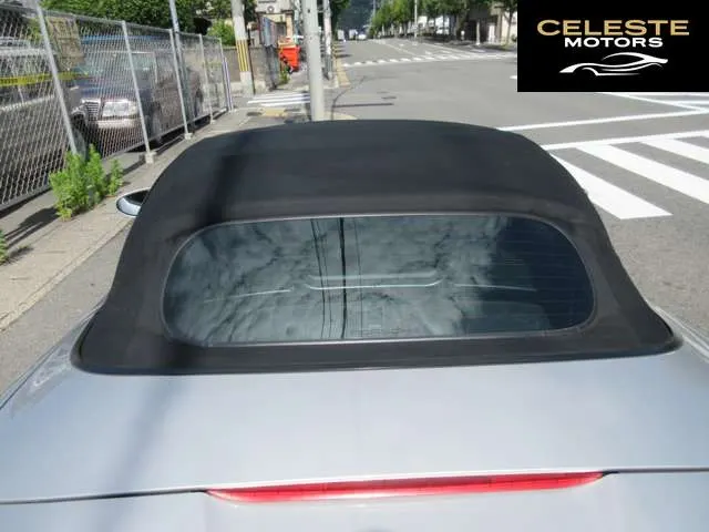 PORSCHE Boxster 2004 — photo 7 sur 8