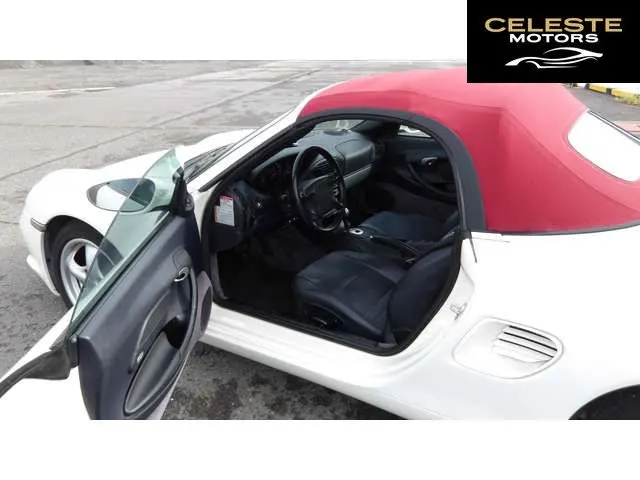 PORSCHE Boxster 2000 — photo 2 sur 8