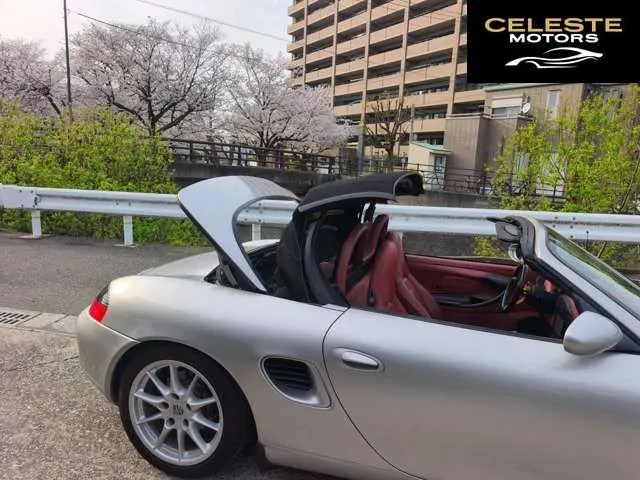 PORSCHE Boxster 1999 — photo 6 sur 8