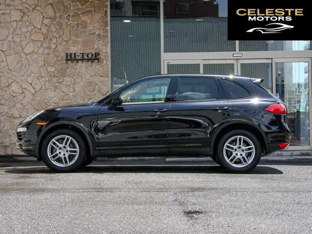 PORSCHE Cayenne 2011 — photo 2 sur 8