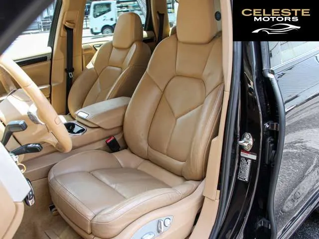 PORSCHE Cayenne 2011 — photo 7 sur 8