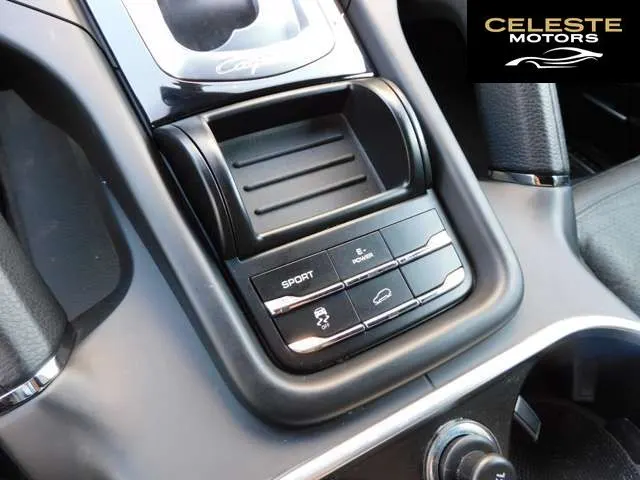 PORSCHE Cayenne 2013 — photo 6 sur 8