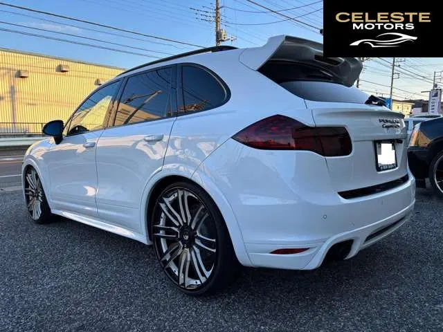 PORSCHE Cayenne 2013 — photo 4 sur 8