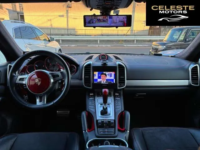 PORSCHE Cayenne 2013 — photo 8 sur 8