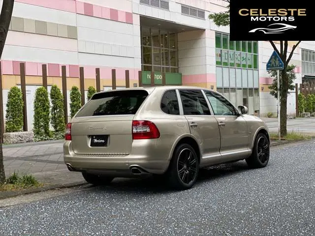 PORSCHE Cayenne 2006 — photo 3 sur 8