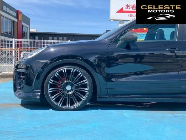 PORSCHE Cayenne 2013 — photo 6 sur 8