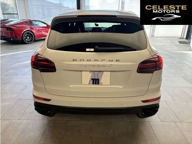 PORSCHE Cayenne 2017 — photo 2 sur 8