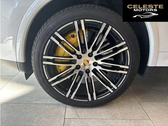 PORSCHE Cayenne 2017 — photo 5 sur 8